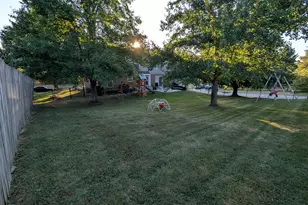 10530 Cheshire Ridge Dr, Florence, KY 41042 - Photo 4
