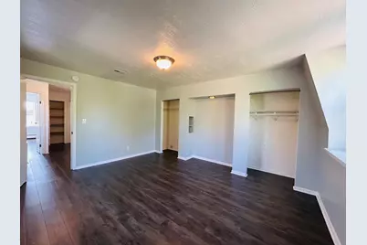 243 W 8th Street #2, Covington, KY 41011 - Photo 6
