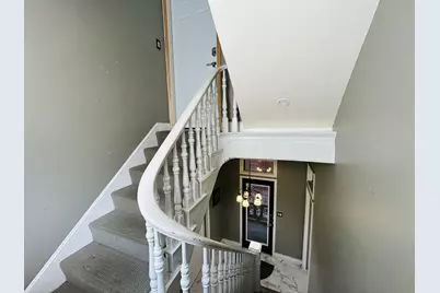 243 W 8th Street #2, Covington, KY 41011 - Photo 8