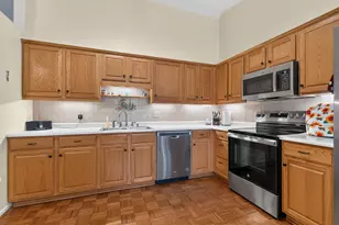 2359 Creedmore Ct, Burlington, KY 41005 - Photo 6