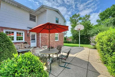 249 N Ashbrook Circle, Lakeside Park, KY 41017 - Photo 2