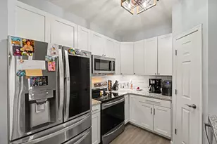 146 Saddlebrook Ln, Florence, KY 41042 - Photo 6