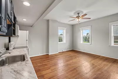 2 W Walnut Street #4, Southgate, KY 41071 - Photo 4