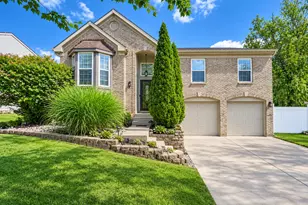 2454 Ferdinand Dr, Burlington, KY 41005 - Photo 1