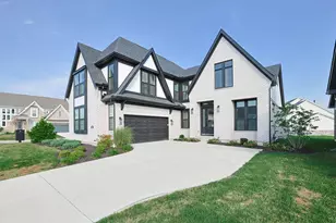 918 Fairbanks Ln, Southgate, KY 41071 - Photo 1