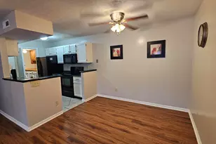 10124 Carnation Ct, Florence, KY 41042 - Photo 6
