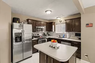 3130 Bridle Run Dr, Independence, KY 41051 - Photo 4