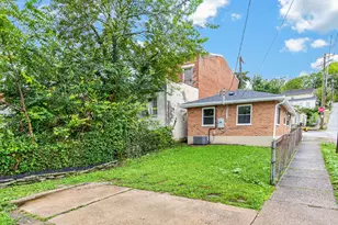 902 Baker St, Covington, KY 41011 - Photo 2