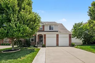933 Hawkshead Ln, Erlanger, KY 41018 - Photo 2