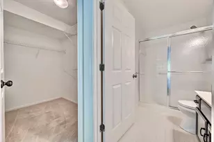 2097 Clareglen Dr, Crescent Springs, KY 41017 - Photo 10