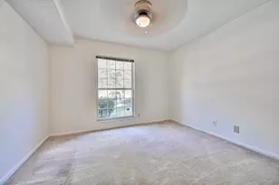 2097 Clareglen Dr, Crescent Springs, KY 41017 - Photo 12