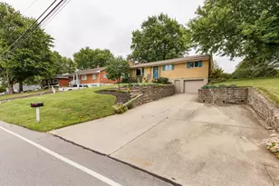 752 Rogers Rd, Villa Hills, KY 41017 - Photo 2
