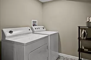 22 Caroline St, Newport, KY 41071 - Photo 22