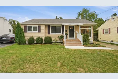 423 Avon Court, Fort Mitchell, KY 41017 - Photo 1