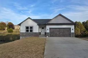 467 Eagle Creek Dr, Dry Ridge, KY 41035 - Photo 1