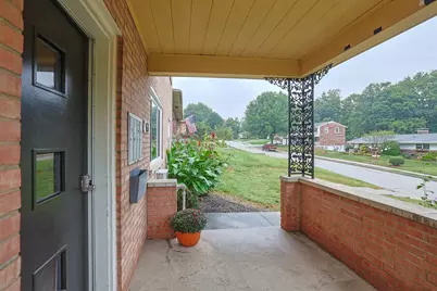 63 Thompson Avenue, Fort Mitchell, KY 41017 - Photo 4