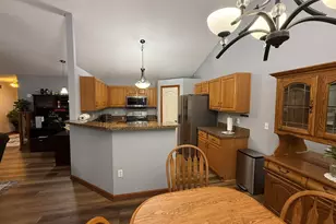 1027 Buddleia Ct, Florence, KY 41042 - Photo 12