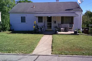 82 Sanders Dr, Florence, KY 41042 - Photo 1