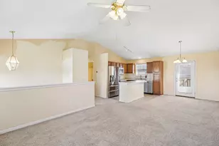 277 Eagle Creek Dr, Dry Ridge, KY 41035 - Photo 2