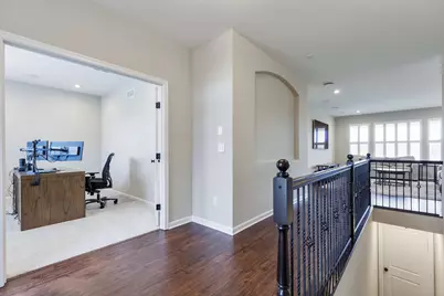 2220 Amici Drive, Covington, KY 41017 - Photo 8