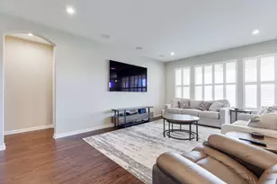2220 Amici Dr, Covington, KY 41017 - Photo 10