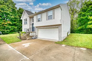 833 Virginiabradford Ct, Elsmere, KY 41018 - Photo 2