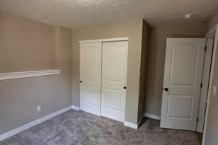 124 Meadow Ln, Dry Ridge, KY 41035 - Photo 12