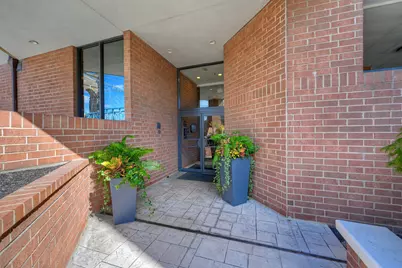 1 Riverside Place #302, Covington, KY 41011 - Photo 4