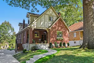 17 W Crittenden Ave, Fort Wright, KY 41011 - Photo 1