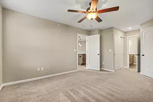 638 Foxhill Dr, Crescent Springs, KY 41017 - Photo 12
