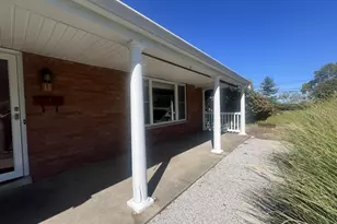 15 Gregory Ln, Fort Thomas, KY 41075 - Photo 4