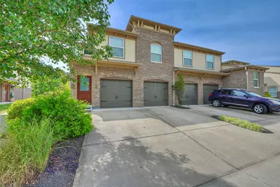 2437 Ambrato Way, Covington, KY 41017 - Photo 1