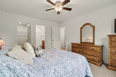 642 Foxhill Drive, Crescent Springs, KY 41017 - Photo 12