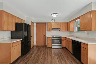 927 Villa Dr, Villa Hills, KY 41017 - Photo 12