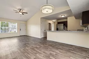 589 Summer Pointe Dr, Walton, KY 41094 - Photo 2
