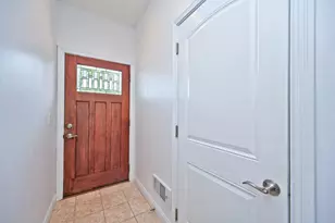 636 Hidden Pine Way, Crescent Springs, KY 41017 - Photo 4