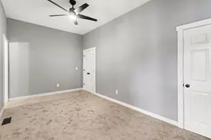 418 W 22nd St, Covington, KY 41014 - Photo 16
