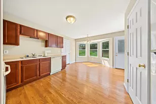 1113 Riverwalk Ct, Hebron, KY 41048 - Photo 8