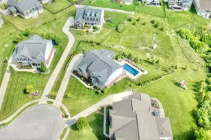 818 Carrieview Dr, Crescent Springs, KY 41017 - Photo 32