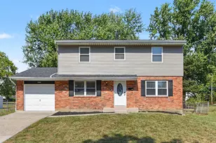 7066 Manderlay Dr, Florence, KY 41042 - Photo 2