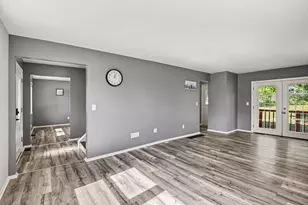 7066 Manderlay Dr, Florence, KY 41042 - Photo 10