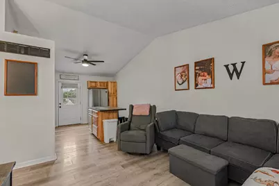 2766 Presidential Drive, Hebron, KY 41048 - Photo 6