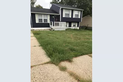 109 Crystal Lake Drive, Covington, KY 41017 - Photo 2