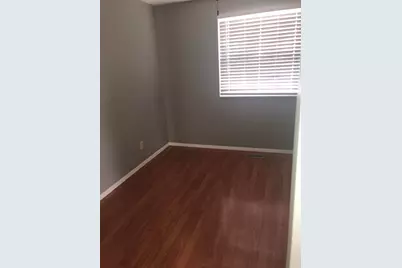109 Crystal Lake Drive, Covington, KY 41017 - Photo 12