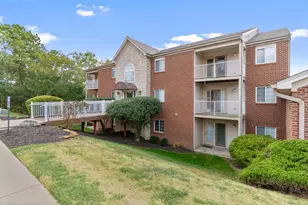 701 Napa Valley Ln, Crestview Hills, KY 41017 - Photo 2