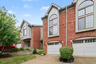 6648 Fairways Dr, Florence, KY 41042 - Photo 2