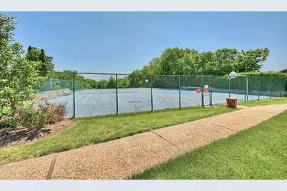 4050 Edgelake Court, Villa Hills, KY 41017 - Photo 6