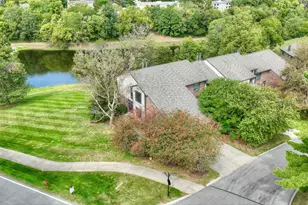 4050 Edgelake Ct, Villa Hills, KY 41017 - Photo 16