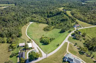 402 Cynthiana St, Williamstown, KY 41097 - Photo 1