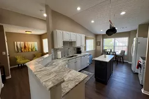8619 Ellingsworth Way, Florence, KY 41042 - Photo 6